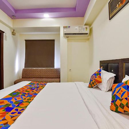 Fabhotel Crystal Inn II - Paldi Char Rasta Αχμπανταμπάντ Εξωτερικό φωτογραφία